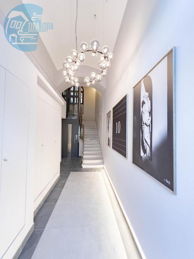 Appartement Piazza Della Borsa 3C Tirabora Short Rent à Trieste Extérieur photo