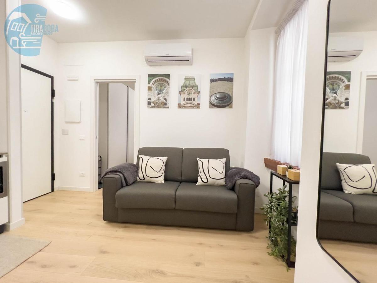 Appartement Piazza Della Borsa 3C Tirabora Short Rent à Trieste Extérieur photo
