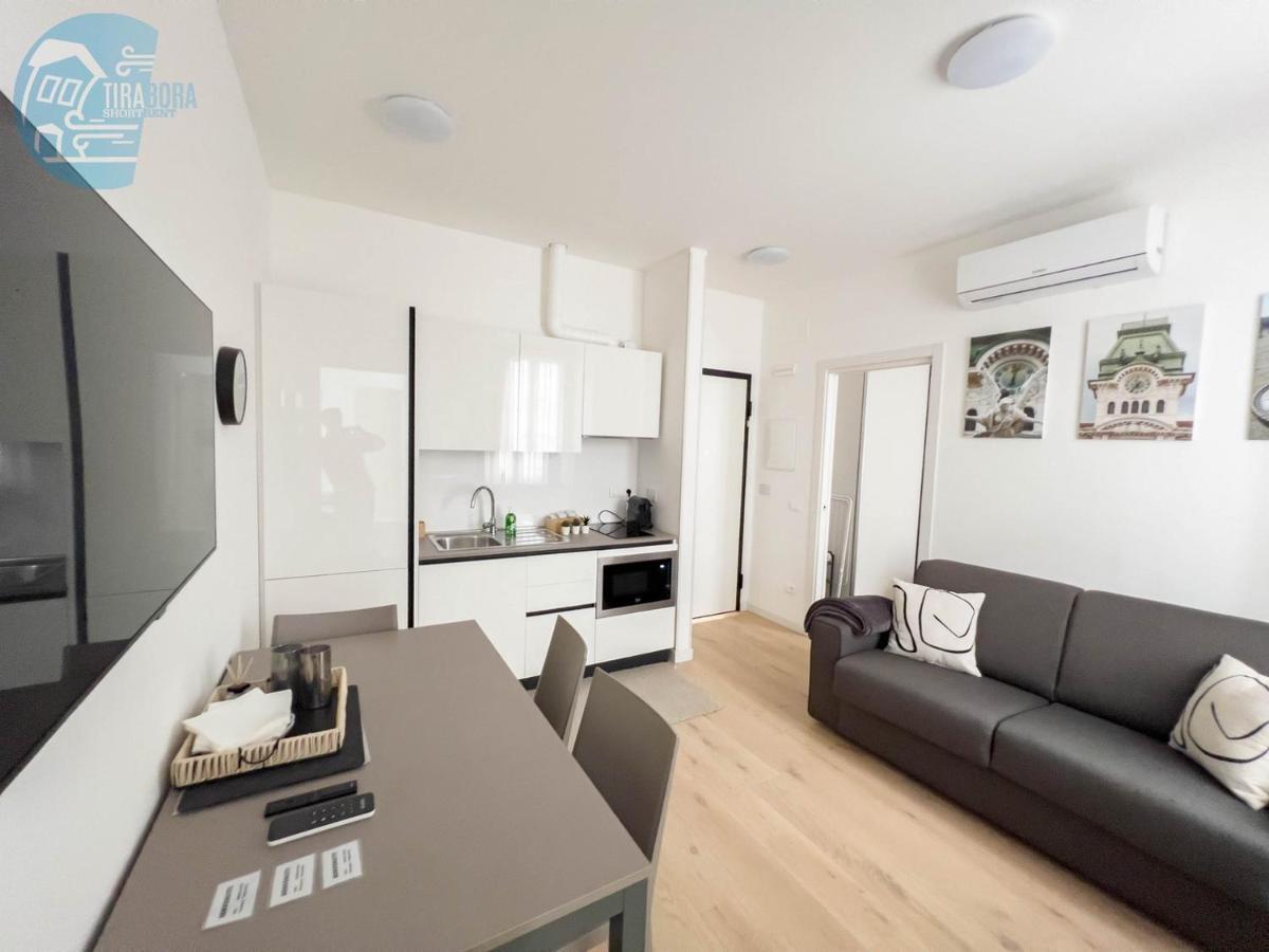 Appartement Piazza Della Borsa 3C Tirabora Short Rent à Trieste Extérieur photo